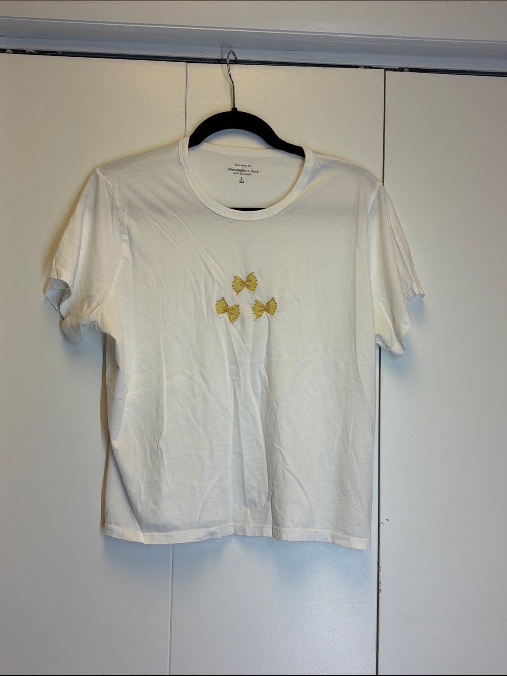 Abercrombie & Fitch White Short-Sleeve Tee with Pasta Trio